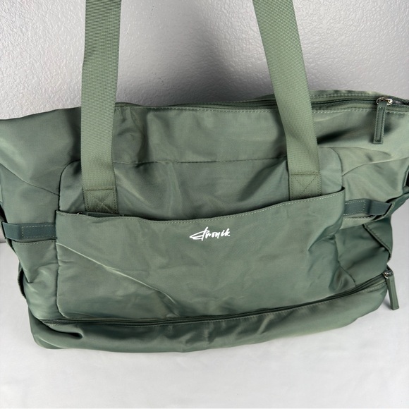 ETRONIK Gym Bag for Women, 45L Carry On Travel Duffel Bag with Shoes Compartment - Picture 4 of 11